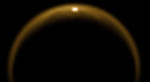 Odraz slunce na hladině jezera na Saturnově měsíci Titan