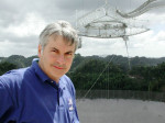 seth_shostak Seth Shostak v Arecibo.