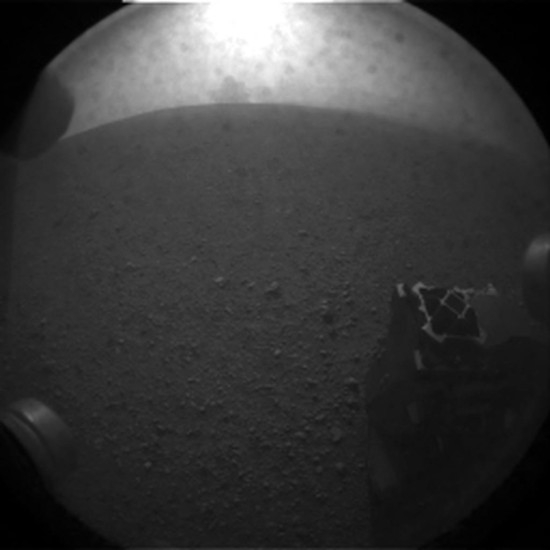 foto4 Další snímek z povrchu. Credit: NASA