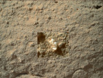Záhadný objekt na snímku z Curiosity.
