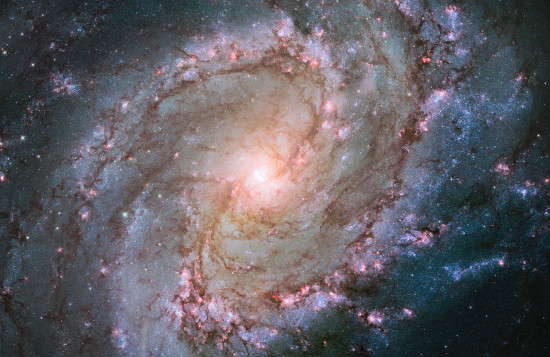 Spirální galaxie M83 v souhvězdí Hydry. 