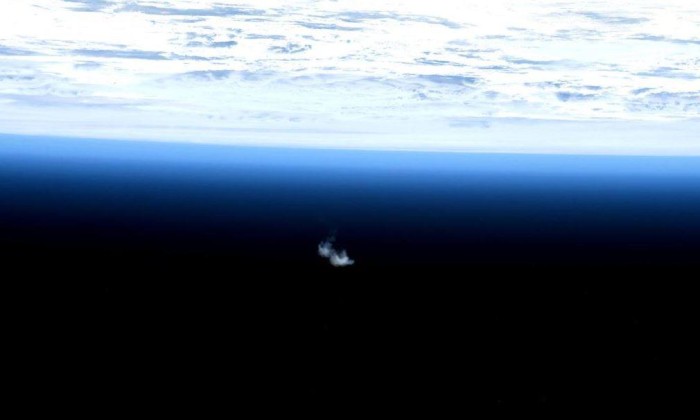 Takhle zachytila konec ATV v atmosféře posádka ISS. Credit: NASA
