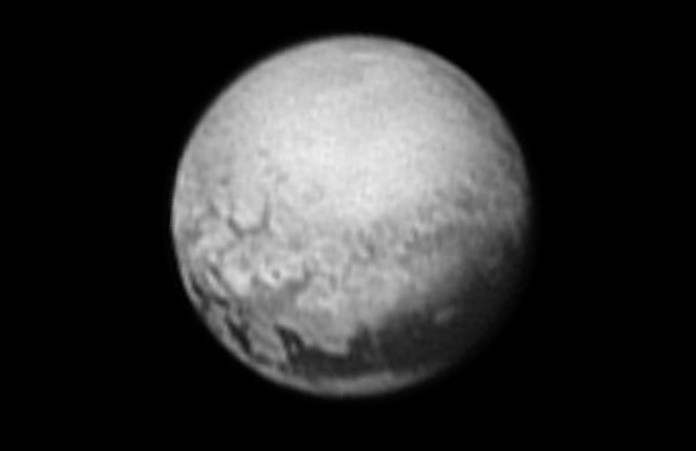 Pluto na snímku z New Horizons. Foto: NASA