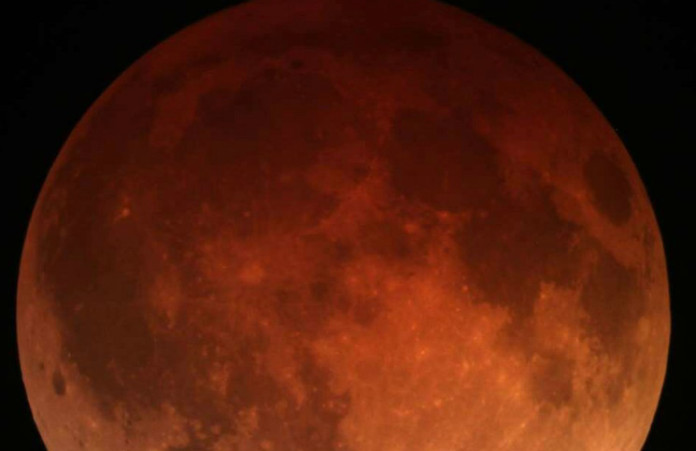 Zatmění Měsíce, foto: Tomruen, CC BY-SA 3.0, Wikipedia