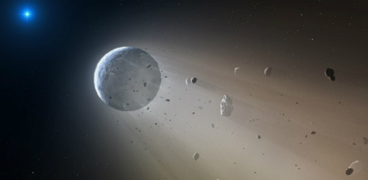 Asteroid nebo menší planeta u bílého trpaslíka v představách malíře. Credit: CfA/Mark A. Garlick