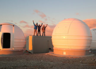 Nový přístup k hledání exoplanet. Francie bude mít něco ExTrA ExTrA, credit: ESO