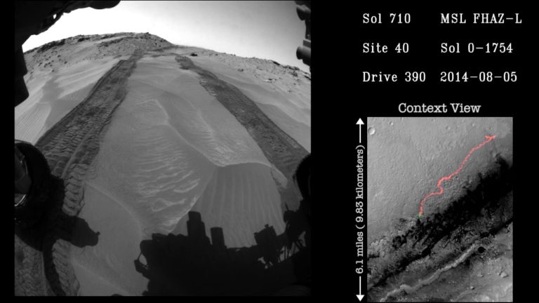 Video: 18 kilometrů v 6 minutách. Podívejte se na pět let Curiosity na Marsu