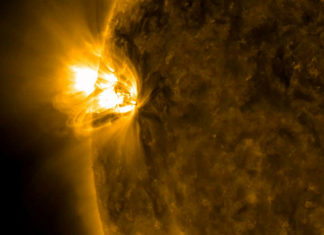 Kronos asi žral! Astronomové objevili zvláštní pár hvězd podobných Slunci Foto: SDO, NASA