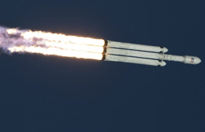 Start Falconu Heavy. Credit: NASA
