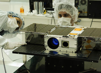 Astronomové poprvé detekovali tranzit exoplanety z CubeSatu ASTERIA, credit: NASA, JPL