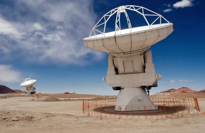 ALMA, credit: Iztok Bončina/ESO