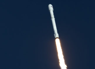 Start a oběžná dráha družice TESS Start rakety Falcon 9 od SpaceX s družicí TESS 18. dubna 2018. Credit: NASA