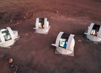Mikuláš nadělil astronomům čtyři dalekohledy. Budou lovit další trappisty Dalekohledy SPECULOOS, credit: ESO, tau-tec GmbH