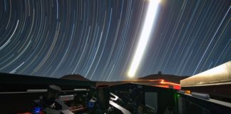 Internetoví lovci mohou hledat exoplanety i z dat ze Země Lovec exoplanet NGTS v Chile. Credit: warwick.ac.uk