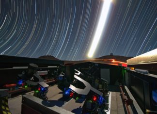 Internetoví lovci mohou hledat exoplanety i z dat ze Země Lovec exoplanet NGTS v Chile. Credit: warwick.ac.uk