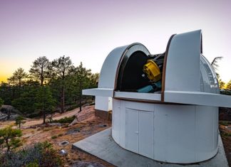 Dalekohled pojmenovaný po autorovi Malého prince má první exoplanetární zářez