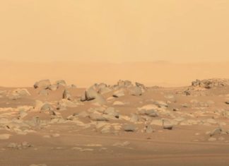 Tohle je Mars! Podívejte se na úchvatné video ze snímků z roveru Perseverance