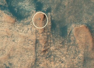 26 cm na pixel. Sonda MRO pořídila z oběžné dráhy úchvatný snímek roveru Curiosity